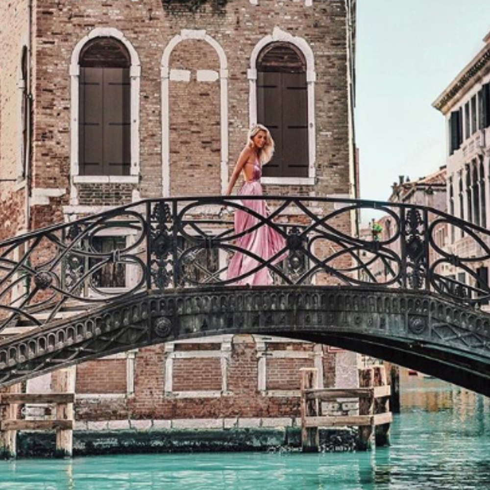 Meet your Posher, Liz